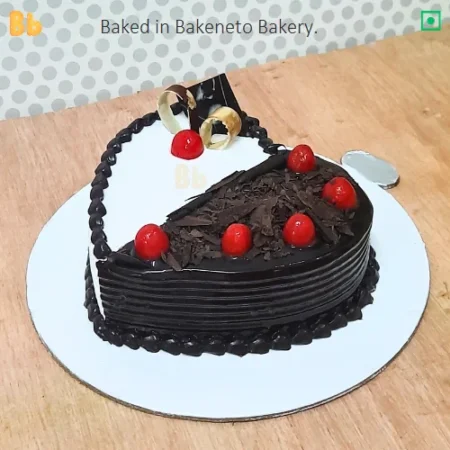 Black forest heart cake is the delicious cake for birthday celebration available for online ordering and free home delivery in Noida, Ghaziabad, Delhi, and Noida Extension by bakeneto bakery.