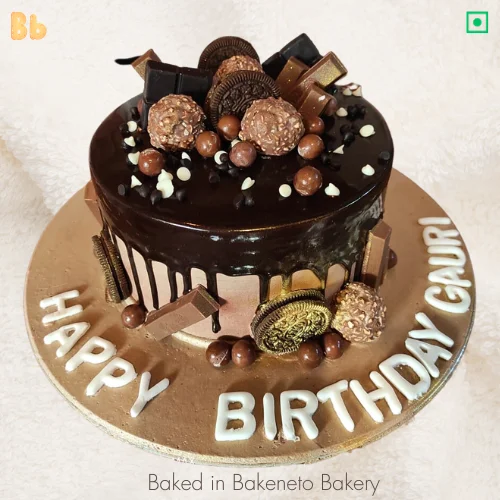 Order chocolate treasure cake for the best cake shop in noida extension, indirapuram, Noida, and Vaishali by bakeneto.